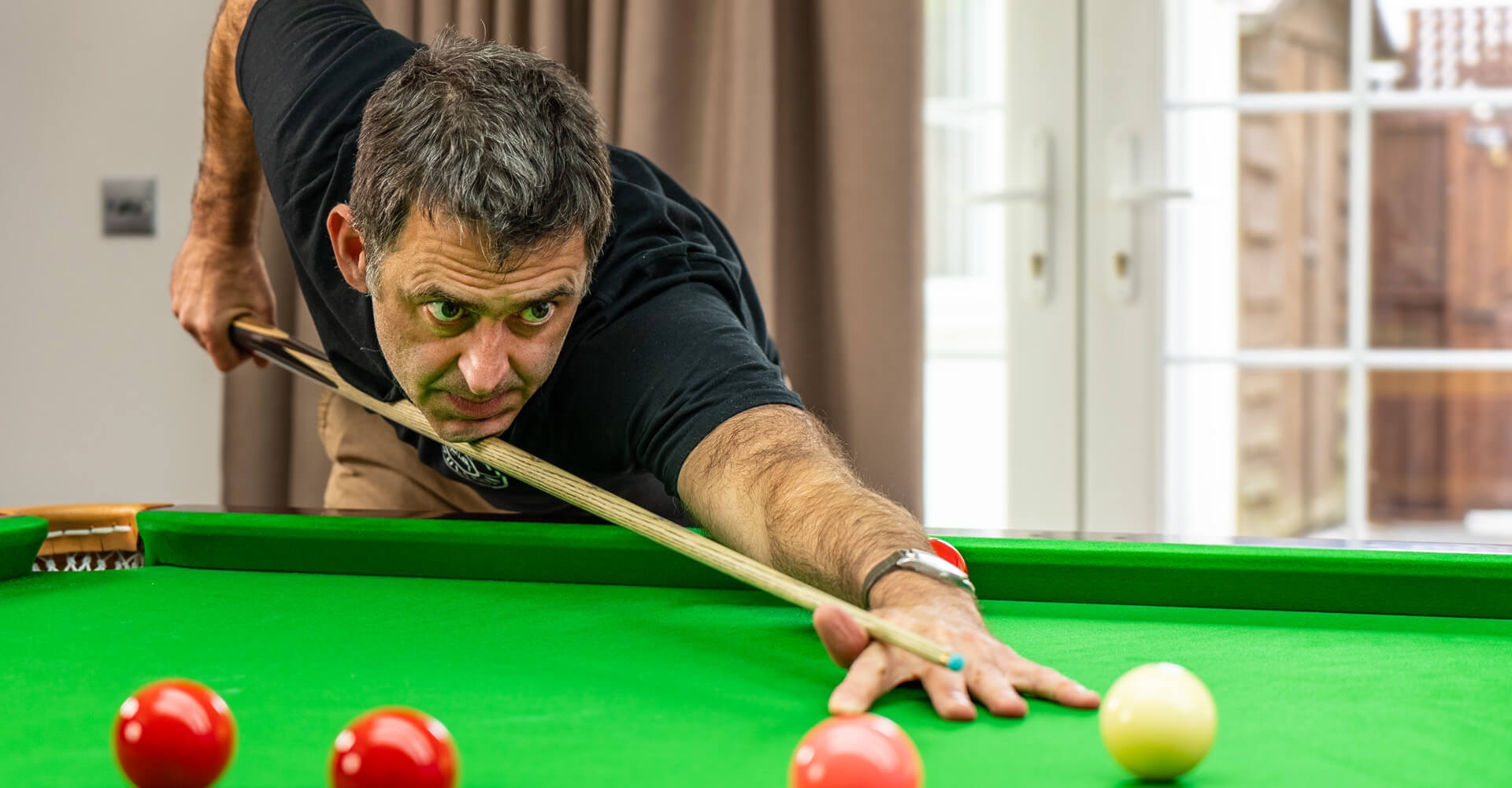 荷兰在上半 荷兰在上半